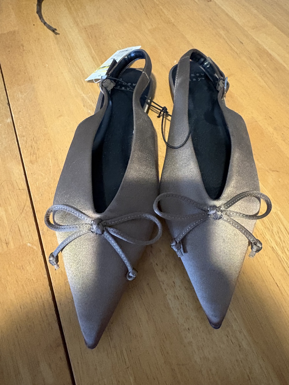Women's A New Day Camille Slingback Flats Brown Satin Pointed Toe Size 9.5 Bow
